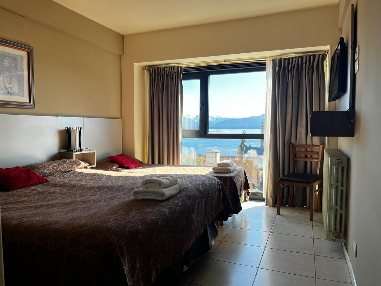 Hotel Internacional San Carlos de Bariloche Ngoại thất bức ảnh