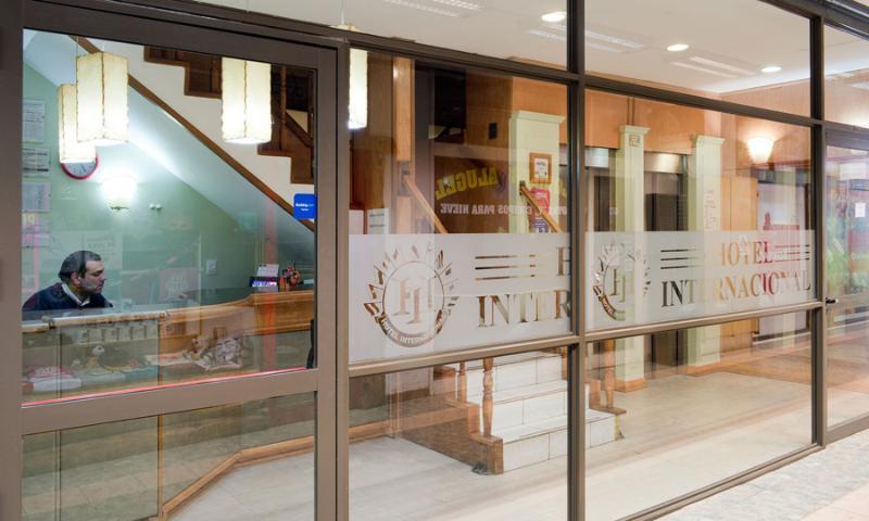 Hotel Internacional San Carlos de Bariloche Ngoại thất bức ảnh