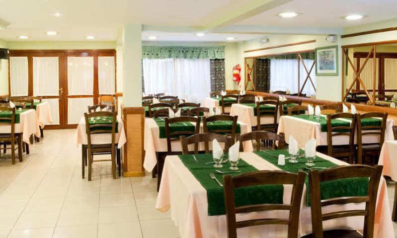 Hotel Internacional San Carlos de Bariloche Ngoại thất bức ảnh